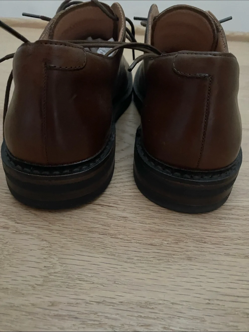 Astroflex Redflex Rubber, Brown — Classic Lace-Up Oxford Style
